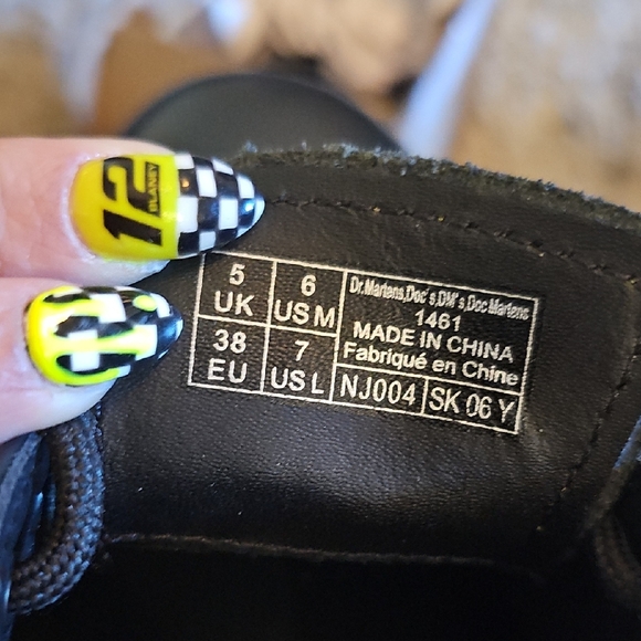 Dr. Martens Mens| Women's Black Leather Shoes with Yellow Accent Sole - Picture 8 of 8